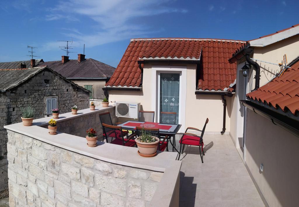 Apartman Sv Petar Stari U Centru Splita Exterior foto